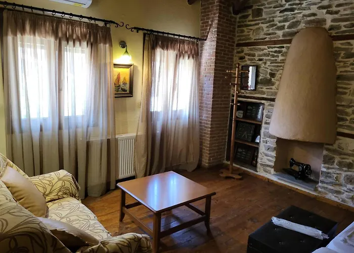 Rustic House בית נופש