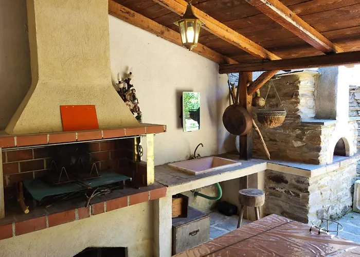 Rustic House בית נופש