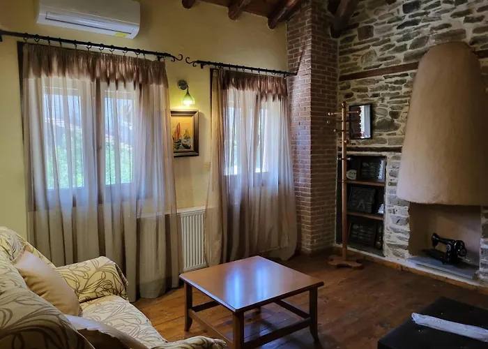 Rustic House בית נופש