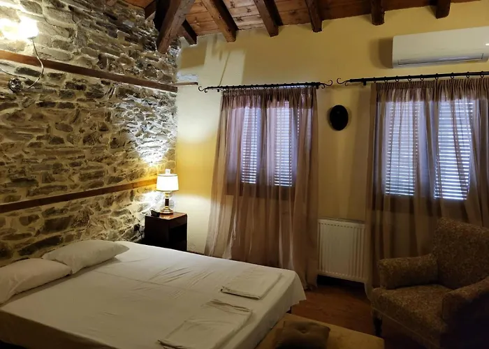Rustic House בית נופש *