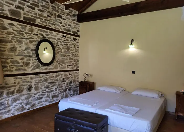 Rustic House בית נופש *